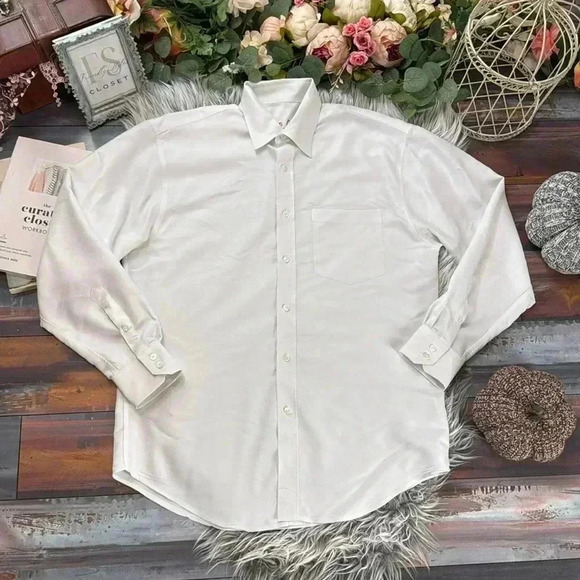 Bugatchi Uomo Fresh White Satin Twill Button-Down Collared Shirt, M - Picture 2 of 11